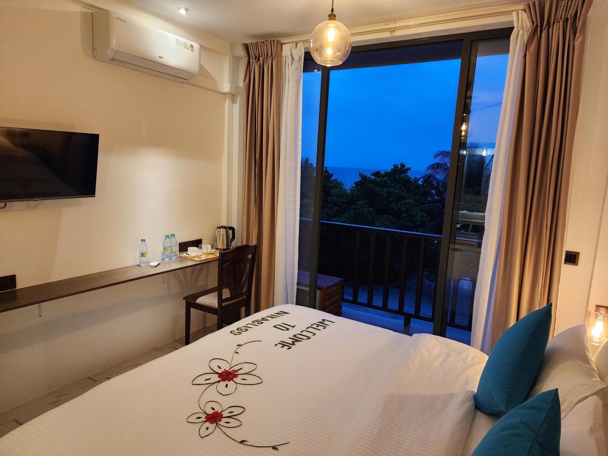 Nikabliss Dhigurah Bed and breakfast